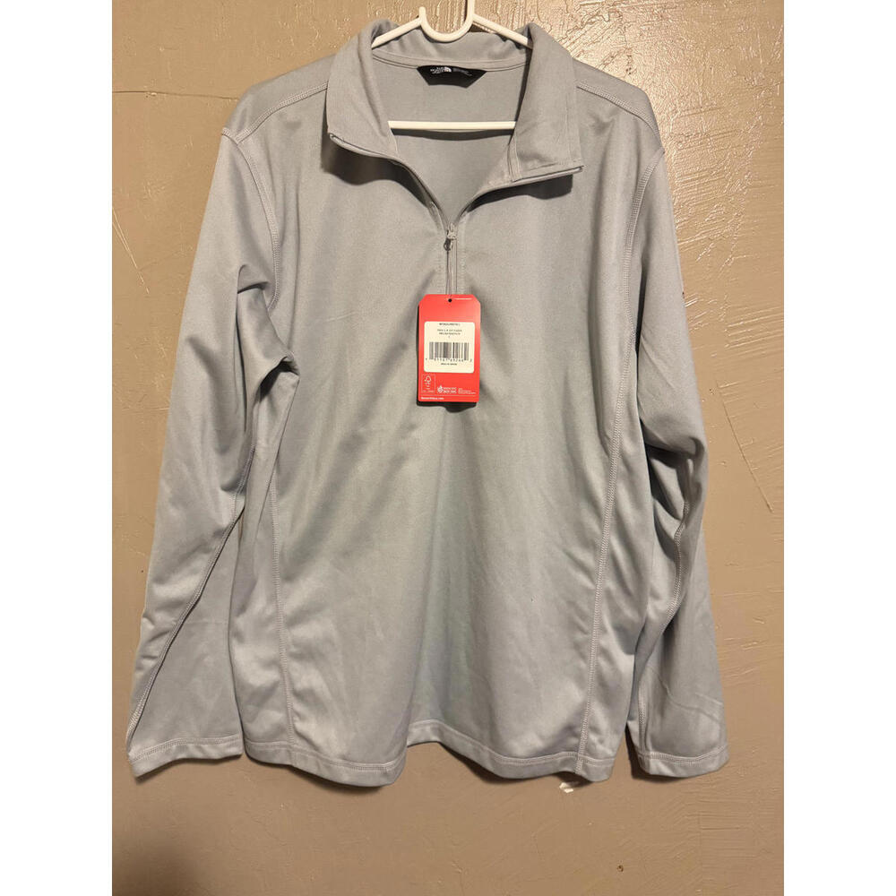 The North Face Men's Large Tech 1/4 Zip Fleece Jacket in Flight Grey Lightweight